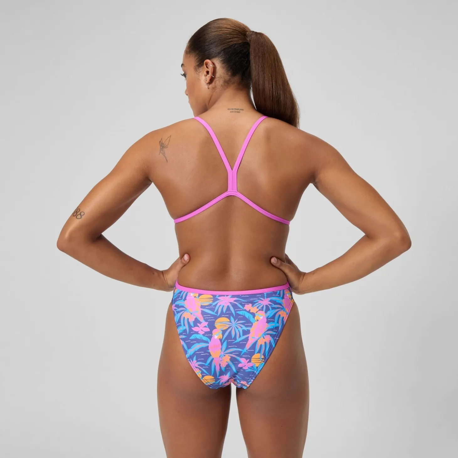 Outlet Maillot de bain Femme Club Training dos en V et imprimé bleu/rose Femme Maillots 1 Pièce