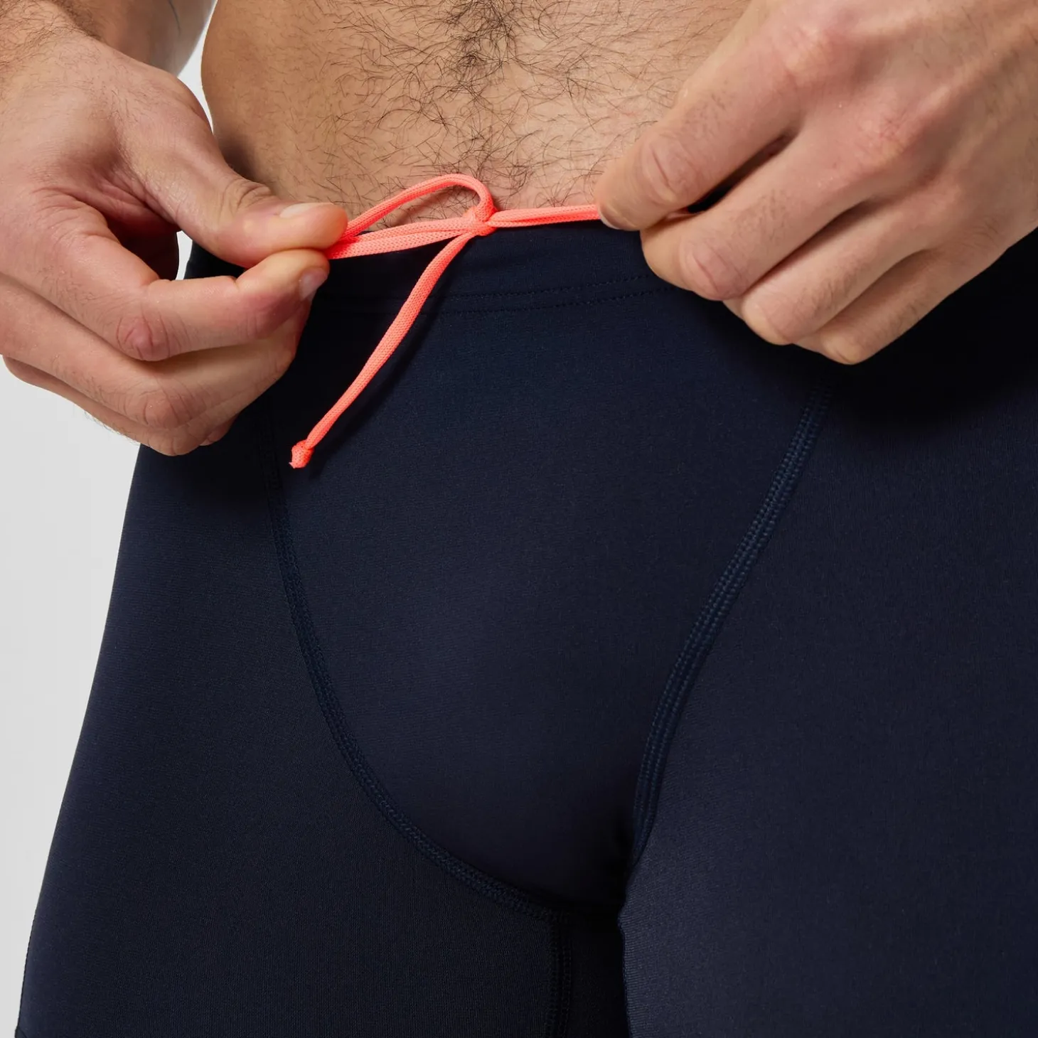 Online Short de bain Hommes coupe en V Allover Digital pour Hommes Bleu marine profond/Rouge sirène Homme Aquashorts